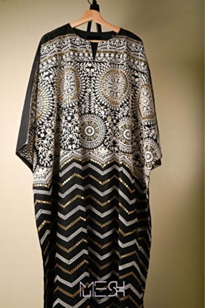 MESH sa Black Jalabiya with Embroidery