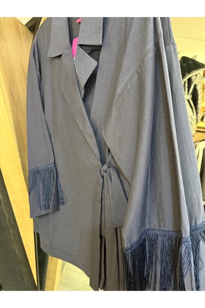 Podyumplus Önü Bağlamalı Kolu Püskül Detaylı Kimono Ceket