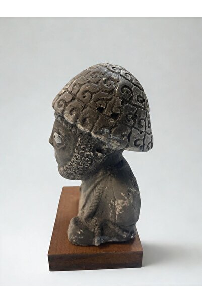 ANATOLİAMUSEUM Şuppiluliuma Heykeli