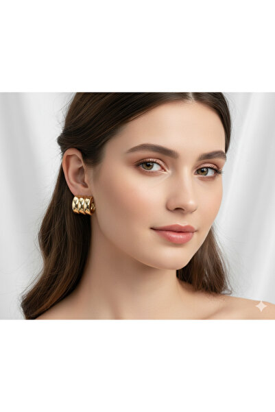 Serra أقراط نسائية من الفولاذ المقاوم للصدأ 316L بلون ذهبي وتصميم ثلاثي