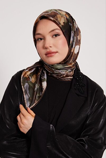 Levidor Batik Shadow Flower Pattern Sparkling Crystal Scarf