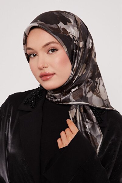 Levidor Batik Shadow Flower Pattern Sparkling Crystal Scarf