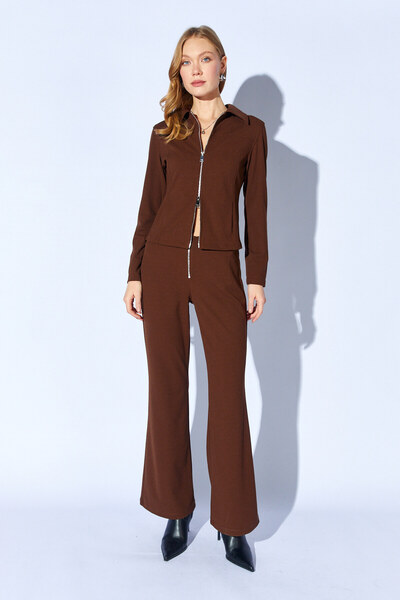 EDITION WOMAN Brown Zippered Flare Pants |   Ek100665471