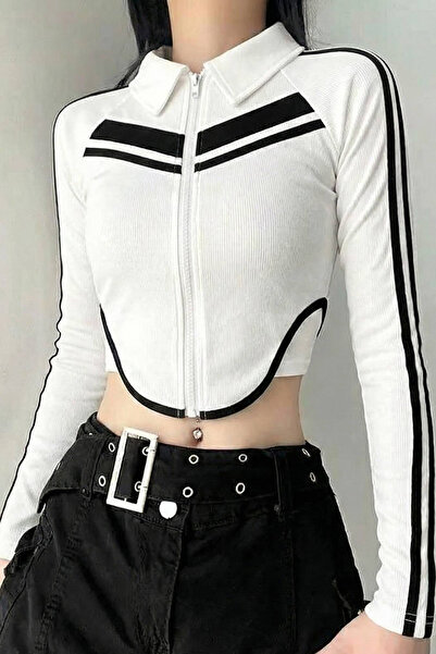 İlayda Toprak Λευκή μπλούζα με φερμουάρ, γιακά πόλο, ριγέ, ασύμμετρη, μακρυμά...