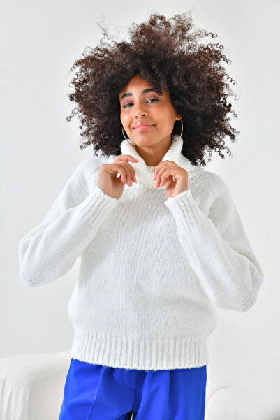 Cool & Sexy White Turtleneck Oversized Knitwear Sweater