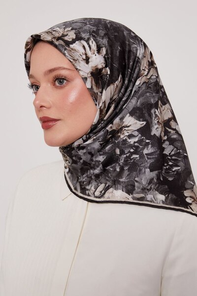 Levidor Batik Floral Pattern Sparkling Crystal Scarf