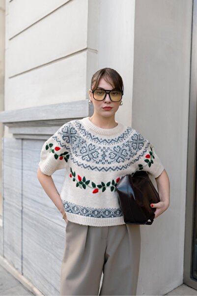 ALVOR Tricotaj cu jumătate de mânecă brodat cu pietre