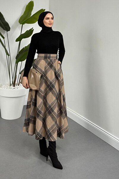 MERVEN AKYÜZ Nerelle Ekose Desen Etek Sütlü Kahve