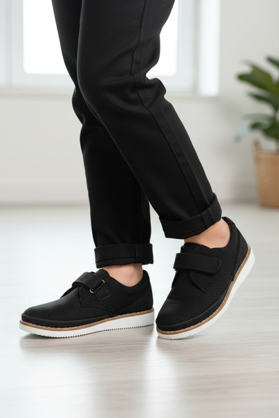 PATİK BEBE Pantofi ortopedici confortabili și eleganti pentru băieți, din pie...