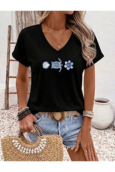 FUFLUNS Oyster Flower Printed Women's Oversize V-Neck T-Shirt