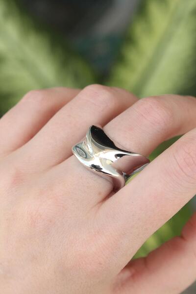 Inure Jewelry Brass Silver Color Adjustable Thick Crush Ring