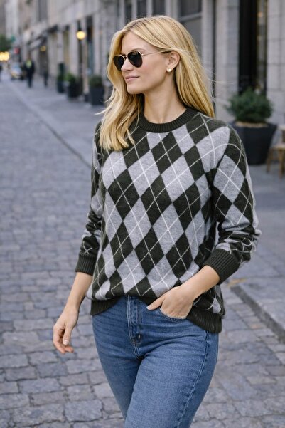 bb butik basic Thick Equivalent Baklava Sweater G3169