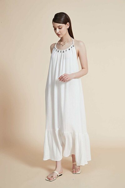 Yola White Plain Maxi Halter-Neck Dress