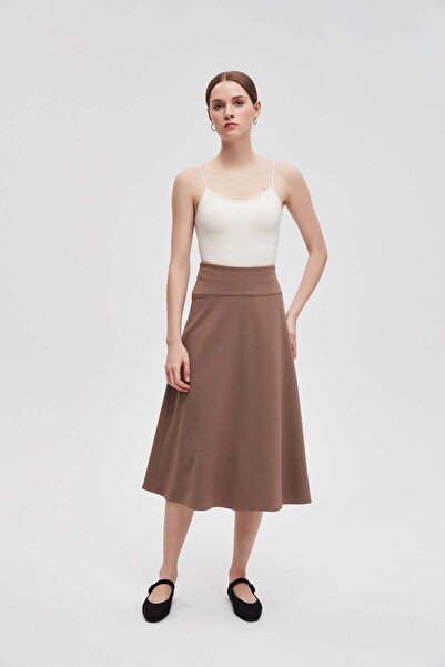 Livia تنورة ميدي واسعة سادة