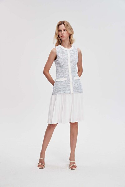 Nichii White Solid A-Line Sleeveless Dress