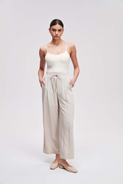 Livia Solid Wide Leg Pants with Drawstring