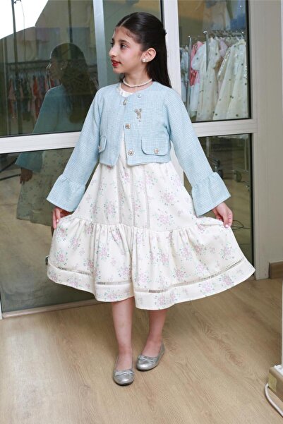 gmax Girls' dress decorated with floral patterns