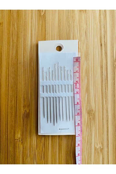 Royal 1/5 Pakovanje šivaćih igala: 10 komada.