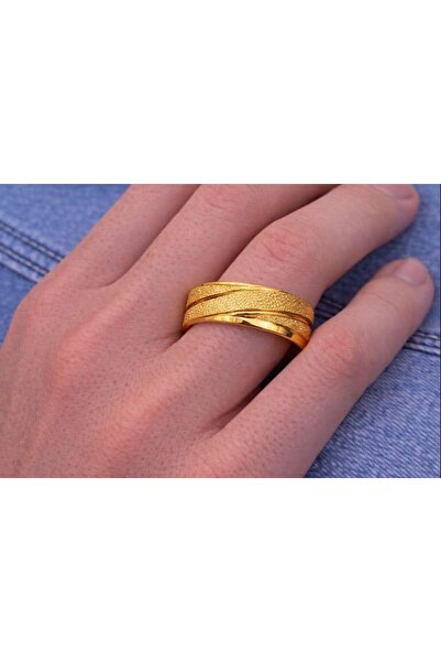 BY YASİN TOPÇU 💍 ✨   Silvery Striped Detail Gold Color Ring (Size 19) ✨