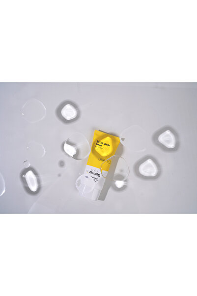 Eleven Huesday Extra Clear Cream 50GM