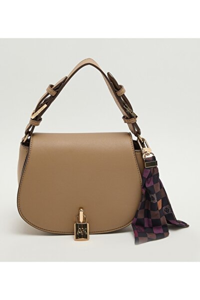 Anne Klein حقيبة كتف بغطاء مزينة بشعار العلامة التجارية ووشاح مزين بتفاصيل أخرى