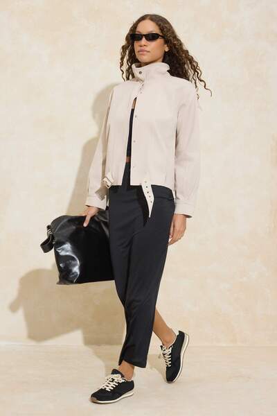 ترينديول كوليكشن كاكي عادي مونت TWOSS26MO00003