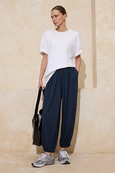 ترينديول كوليكشن بنطلون محبوك من نوع بيكيه باللون الأزرق الداكن/الشالوار بخصر...