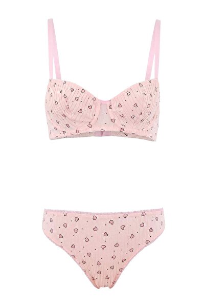 Trendyol Collection Σετ εσωρούχων χωρίς καπάκι με σχέδιο καρδιάς σε ροζ μονόχ...