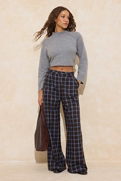 Trendyol Collection Кафяви панталони с широки крачоли TWOAW26PL00173