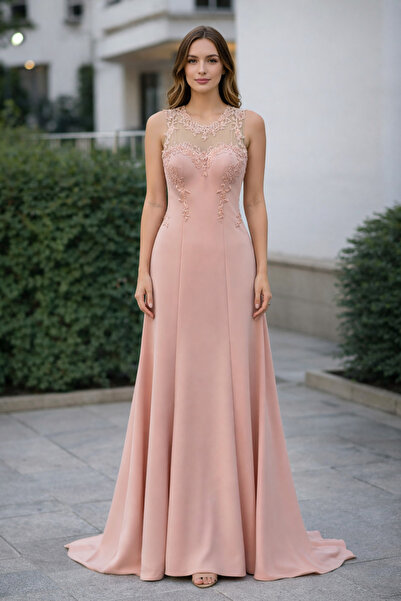 Saygın Kadın Taşlı Balık Abiye