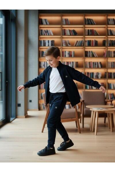 Zekids Αγορικό μπλουζάκι με κουκούλα Τριπλό Σετ Φόρμα με Ζακέτα