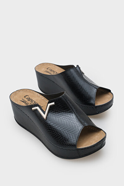 Capone Outfitters نعل مريح وناعم تشريحي مع كعب منصة للنعال الأم