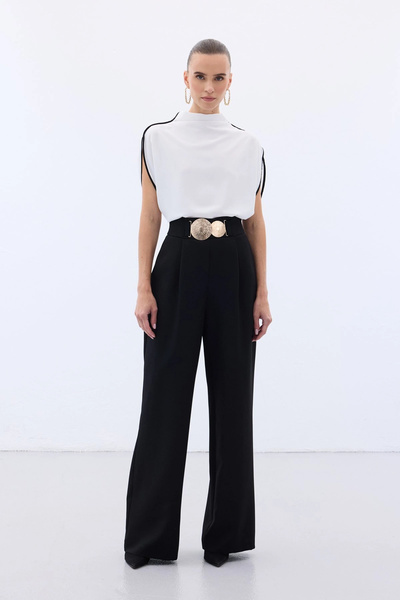 Sateen Штани з аксесуарами - чорні