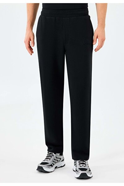 SKECHERS Pantaloni de sport M Essential Regular pentru bărbați, negri, S26100...