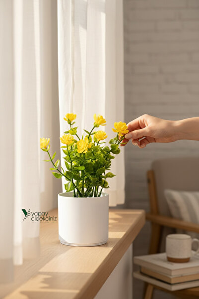 YAPAY ÇİÇEKÇİNİZ زهرة صناعية في وعاء صغير أبيض