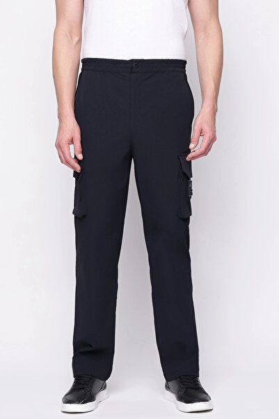 Guess بنطال رياضي رجالي أسود من Doro بقصة عادية Z5YB09WH2H0-JBLK