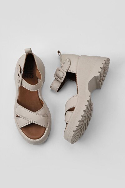 Bueno Shoes Γυναικεία δερμάτινα πέδιλα με σφήνα τακούνια σε κρεμ χρώμα - 01wy...