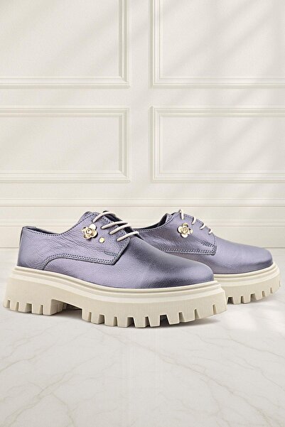 Rakerplus Платинові шкіряні оксфорди з квітковим декором та шнурівкою на щодень