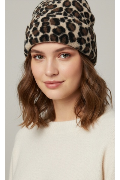 aseh shop Leopard patterned feathered beanie