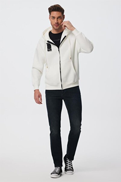 Lee Cooper سويت شيرت رجالي من Merry بسحّاب باللون الأبيض