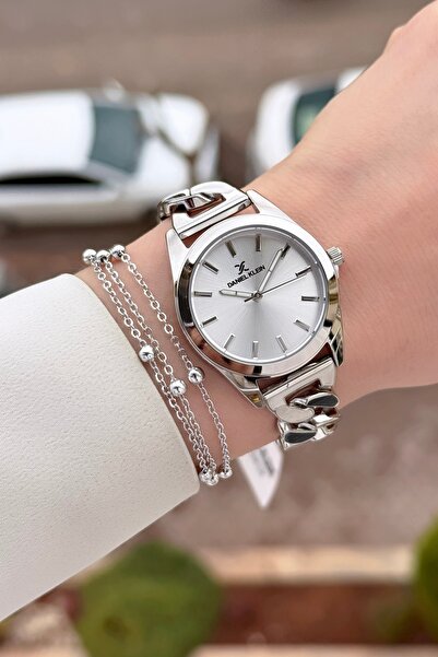 Daniel Klein ساعة يد نسائية مقاس 32 ملم وسوار مع حزام قابل للتعديل باللون الر...