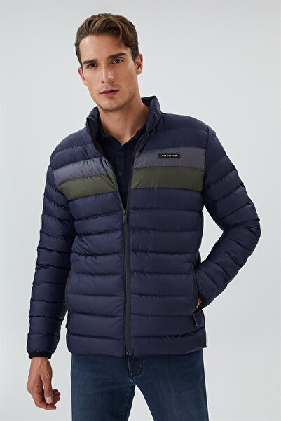 Lee Cooper معطف أكسفورد للرجال قابل للنفخ باللون الأزرق الداكن