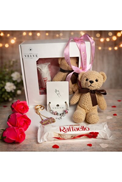 velve Set cadou Glamour pentru femei, cu bratara,praline,ursulet crosetat,bre...