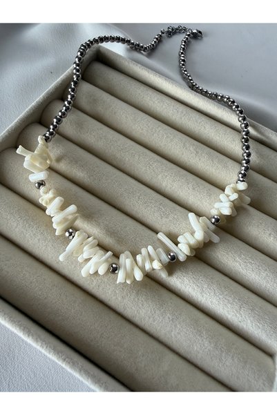 LUSORA ACCESORY White Coral Natural Stone Necklace – Handmade Accessory with Steel Detail