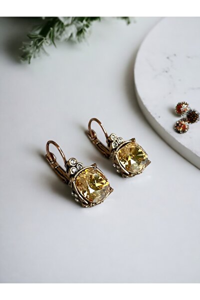 FAYRA ACCESSORIES Crystal Stone Earrings