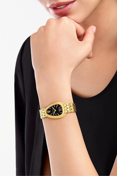 PW POLO WHITE ساعة اليد النسائية