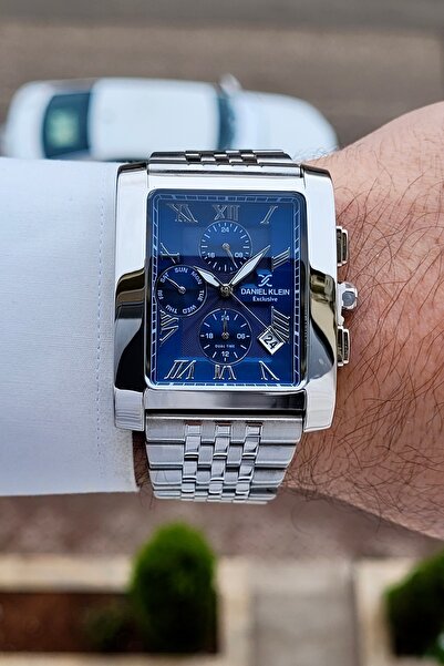 Daniel Klein Men's Wristwatch with Dark Blue Cord and Metallic Color