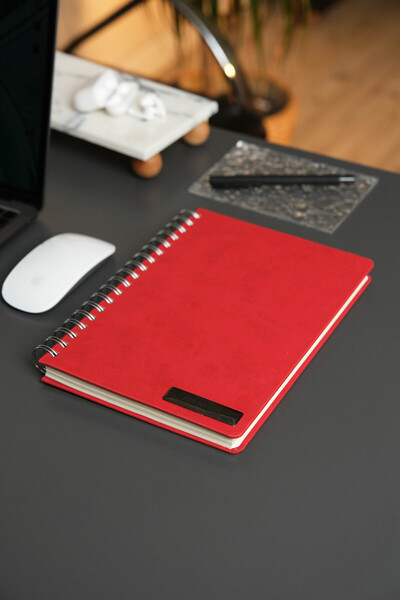 locko Kişiye Özel Kırmızı Düz Vegan Deri Spiralli 240 Sayfa Çizgili Not Defteri