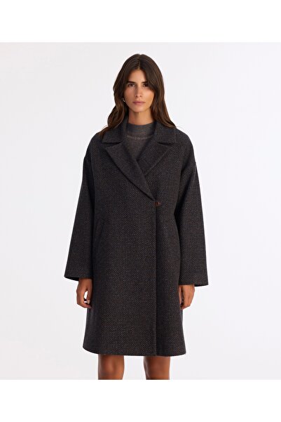 Yargıcı Geniş Ceket Yaka Uzun Kol Palto
