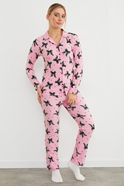 Fulla Moda طقم بيجامة من جلد الغزال بنقشة الفيونكة